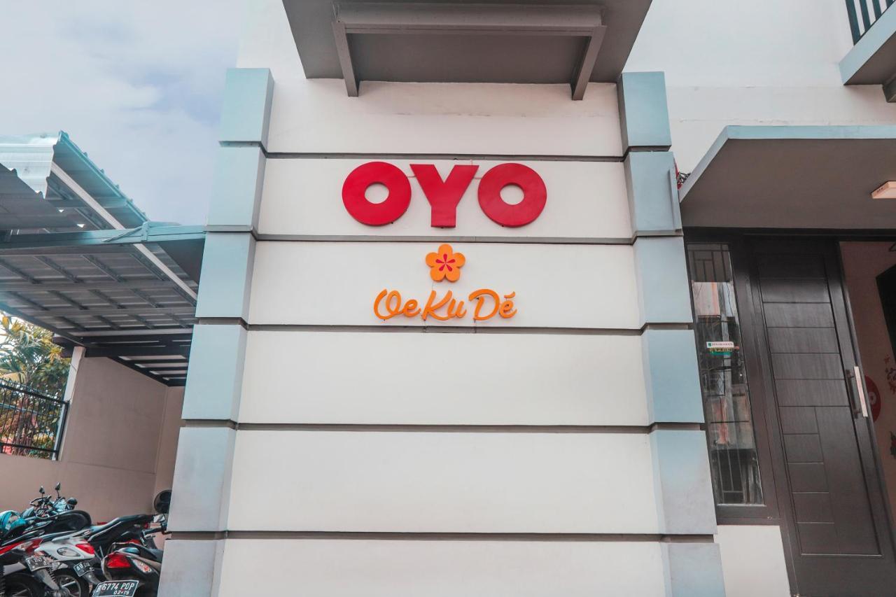 فندق Super Oyo 122 Oekude Kost جاكرتا المظهر الخارجي الصورة