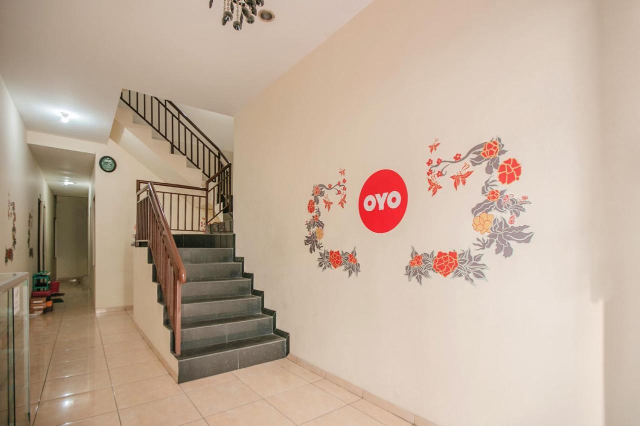 فندق Super Oyo 122 Oekude Kost جاكرتا المظهر الخارجي الصورة